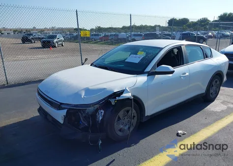 2025 Kia K4 Lx from USA, damaged, VIN 3KPFT4DE2SE014166